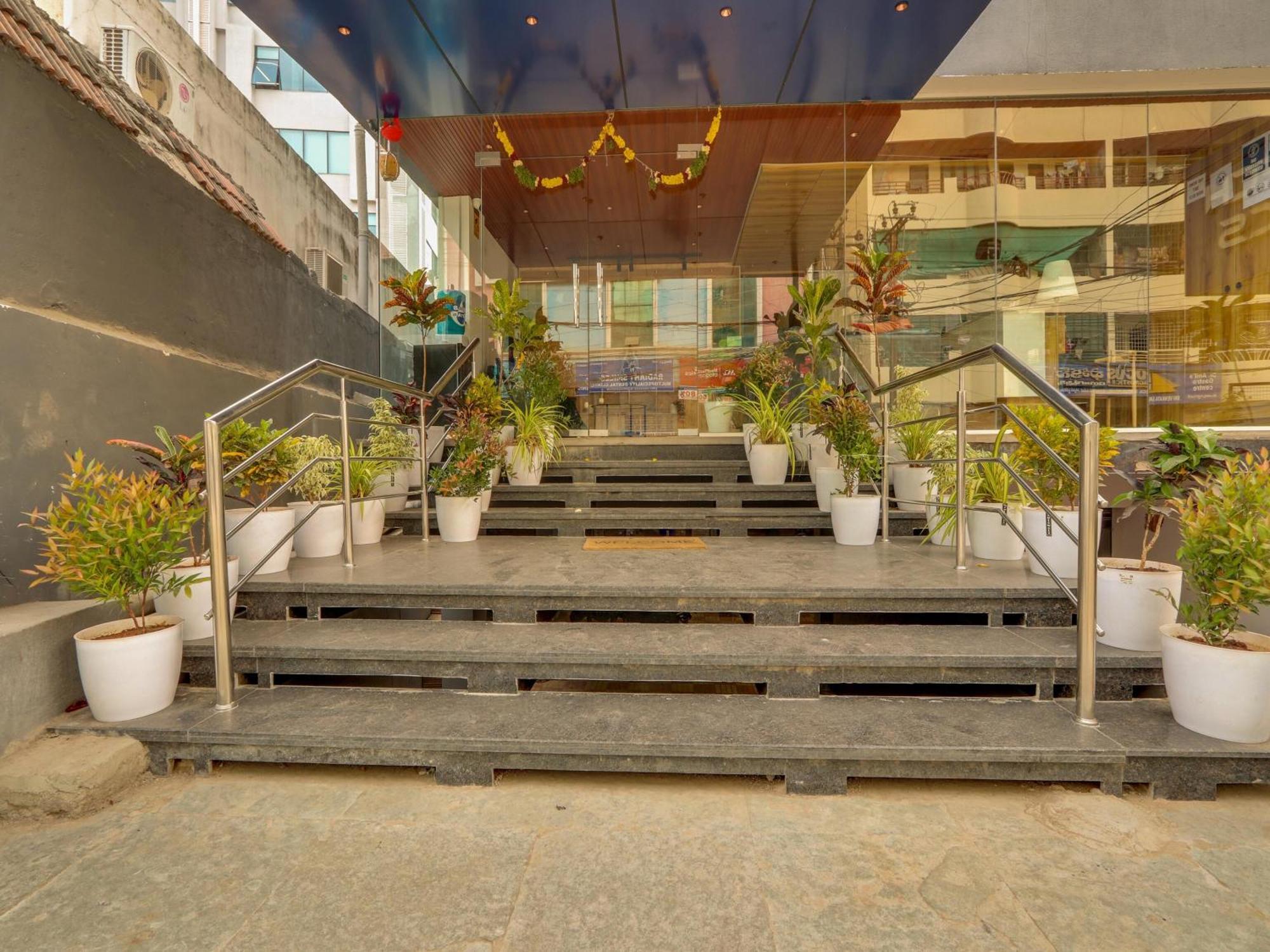 Townhouse Casa Grand Hotel Haiderabad Buitenkant foto