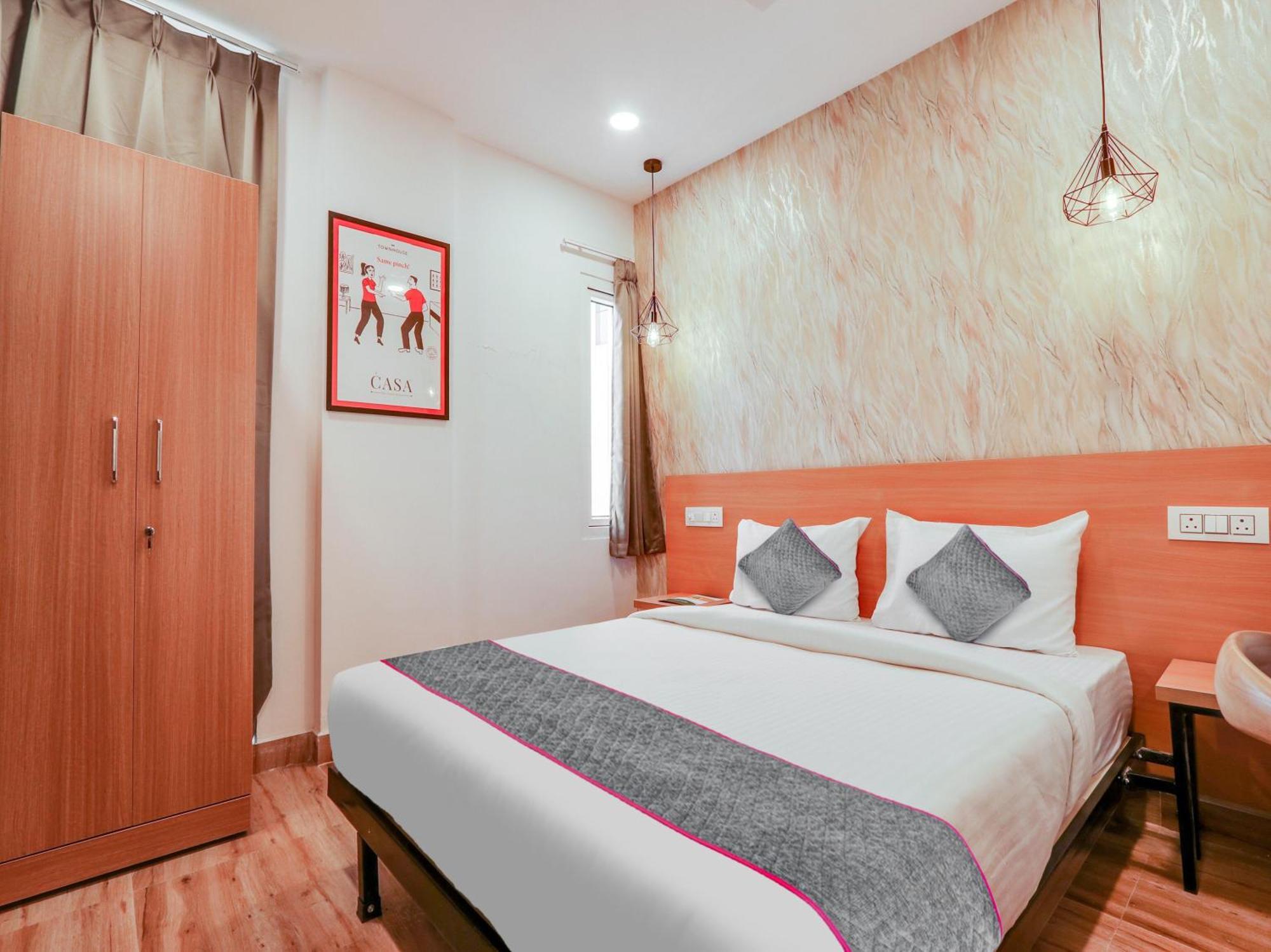 Townhouse Casa Grand Hotel Haiderabad Buitenkant foto